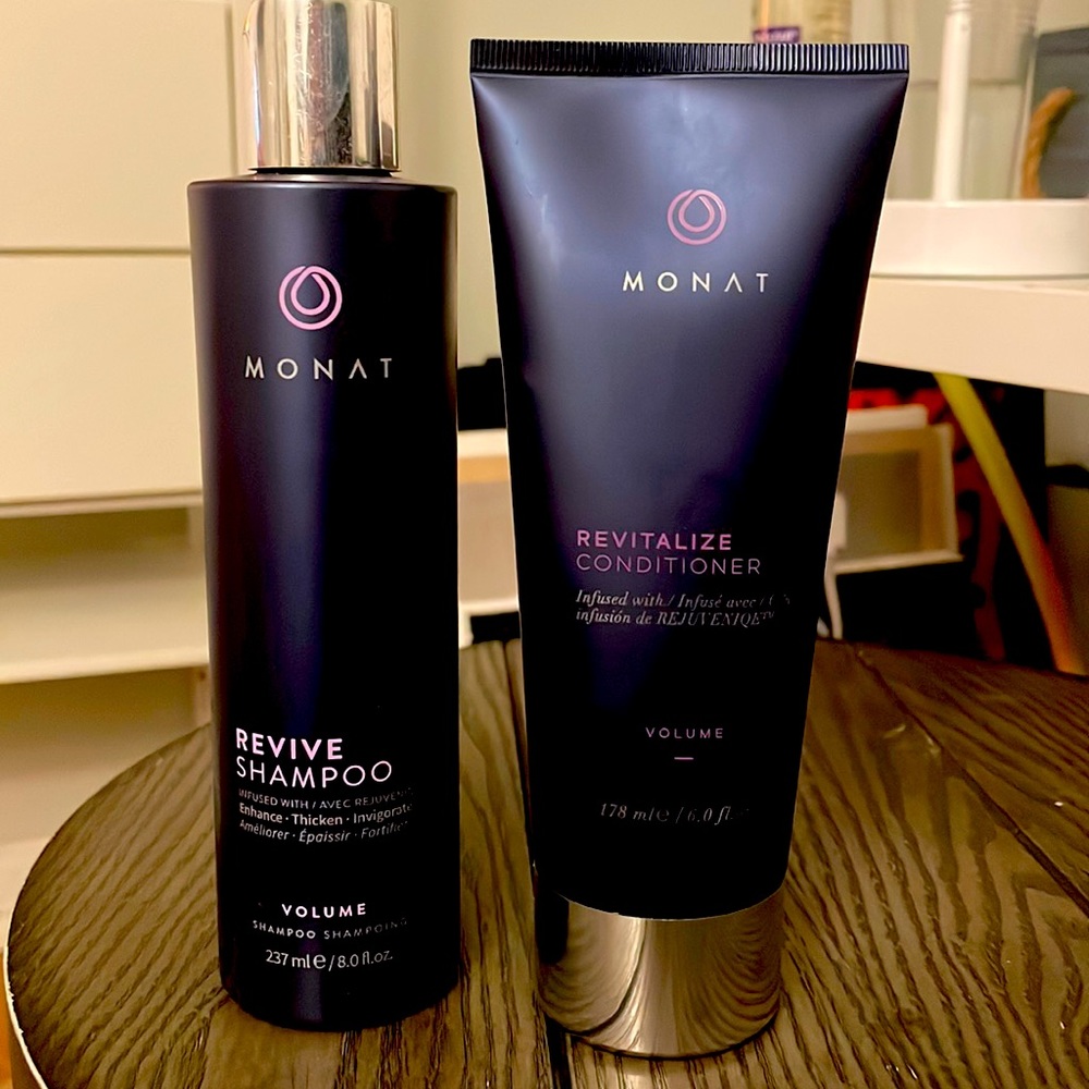 Monat revive shampoo and conditioner *reasonable offer accepted*